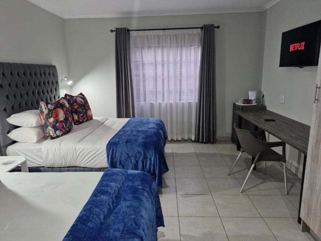 Blooming Rose Bed And Breakfast Polokwane Room photo